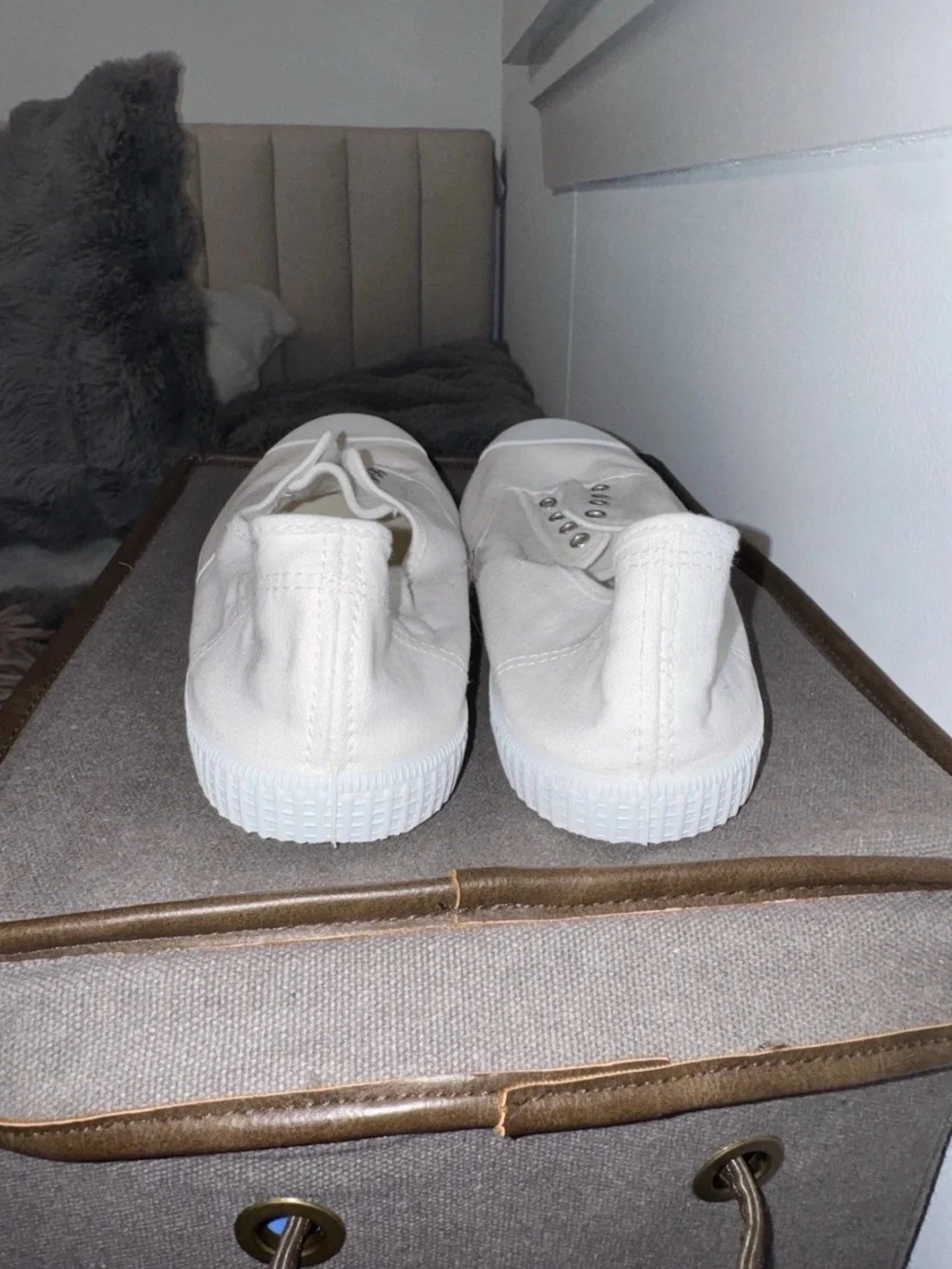 Canvas Slip-On Sneakers in Off-White (US MENS 7) Hampton Canvas